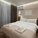 Lux Living *
