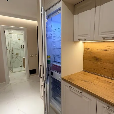 Lux Living Apartment